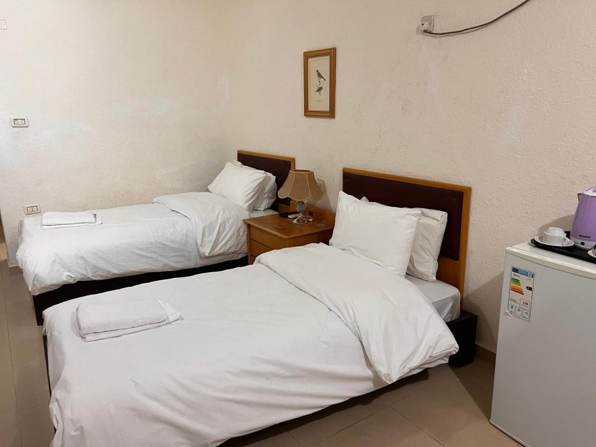 Petra Home Hotel Wadi Musa Extérieur photo
