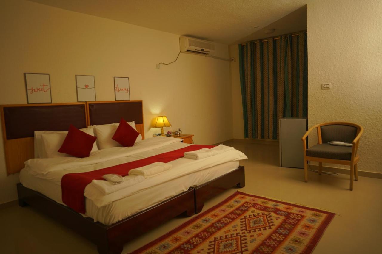 Petra Home Hotel Wadi Musa Extérieur photo